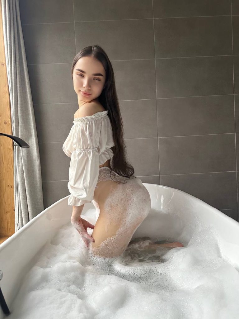 Инстаграм-модель Anyuta Zaslavskaya | Слив nude фото Анны Заславской