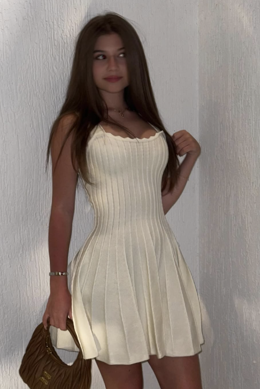 милана хаметова 18