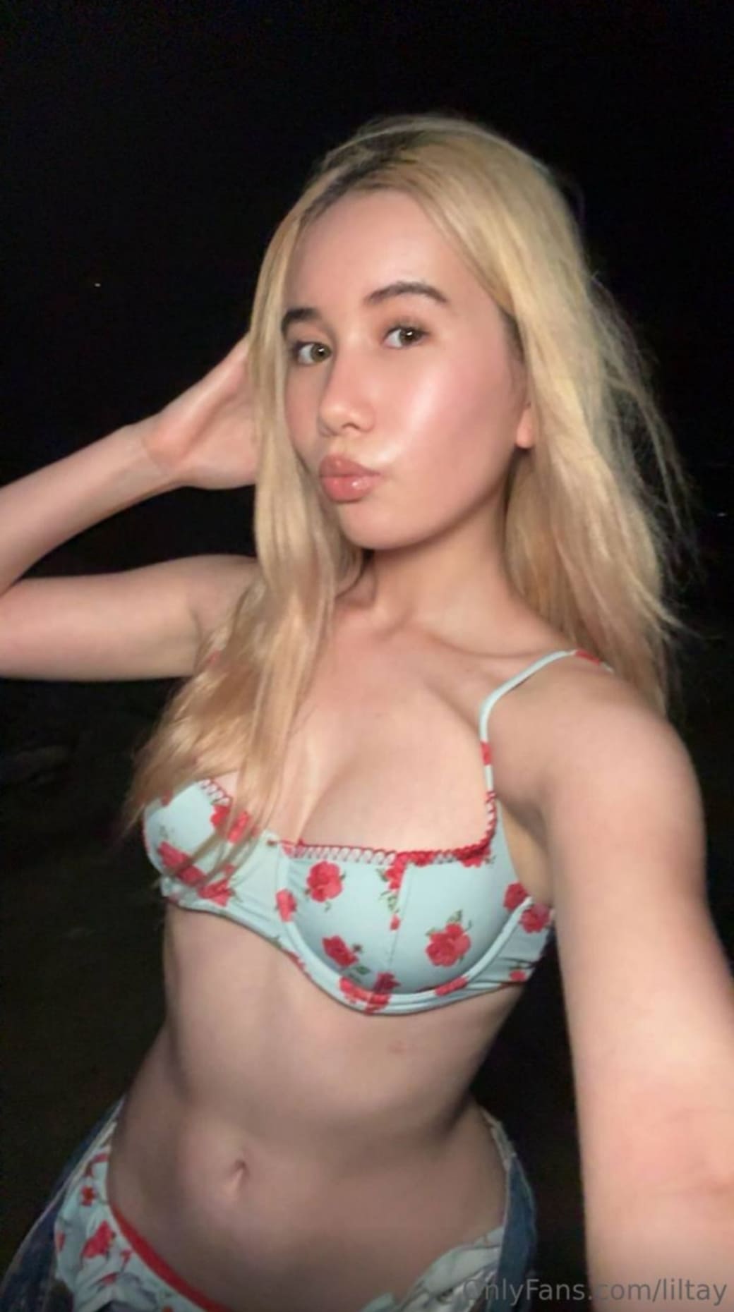 порно lil tay 