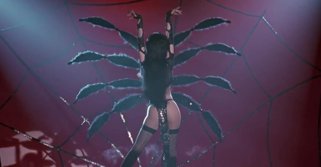 Cassandra Peterson порно