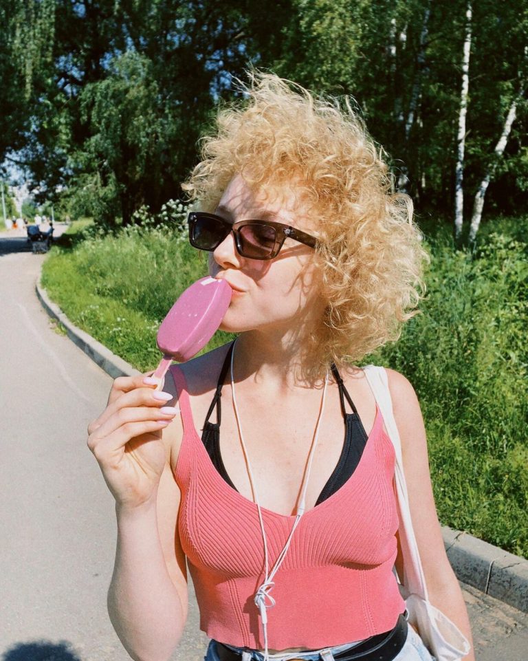 Анастасия Талызина слив