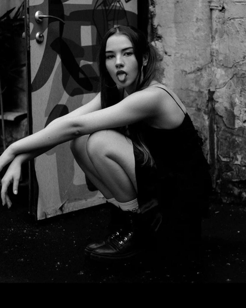 юлия сорокина сериалы 18+