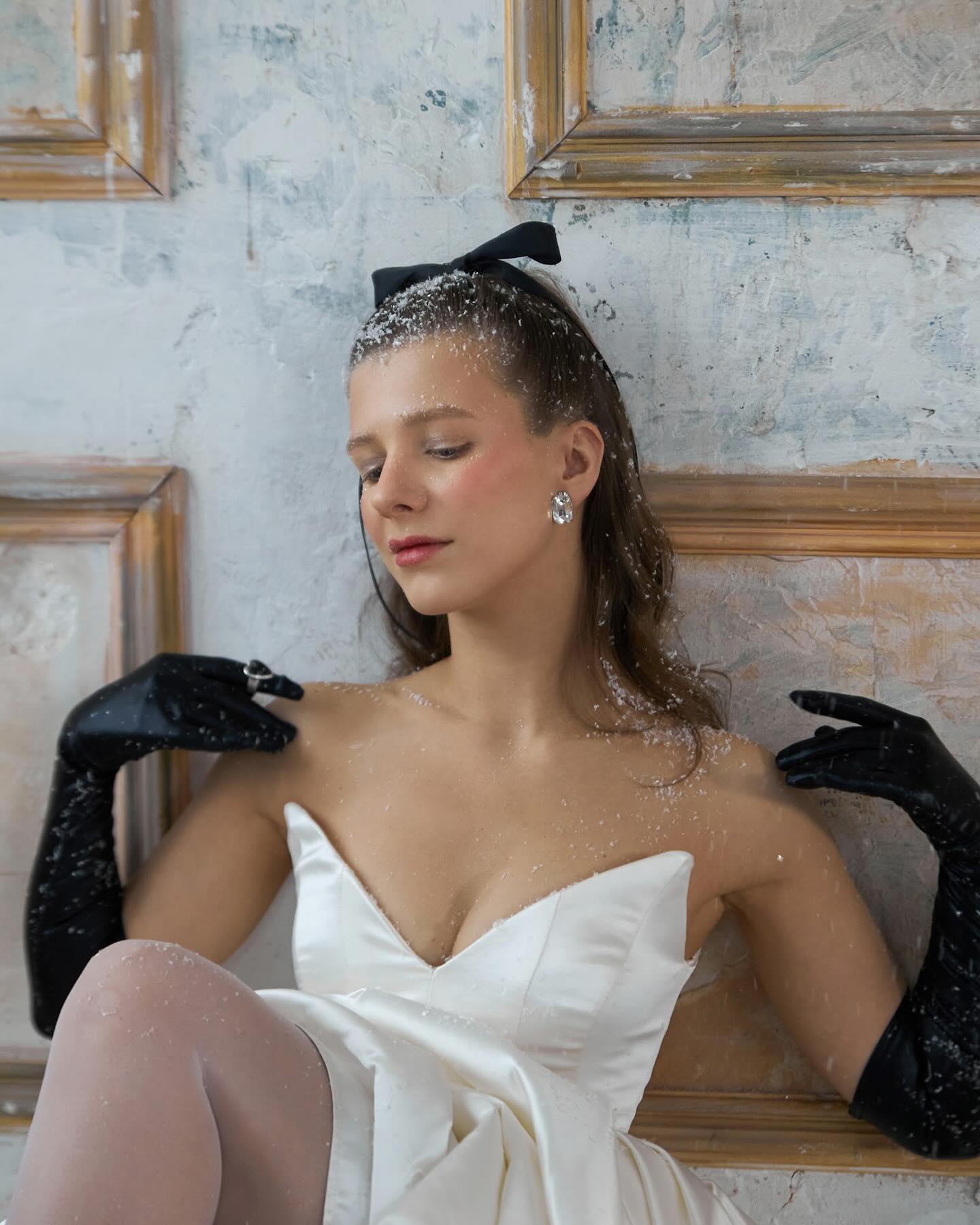 Лиза Арзамасова обнаженная 