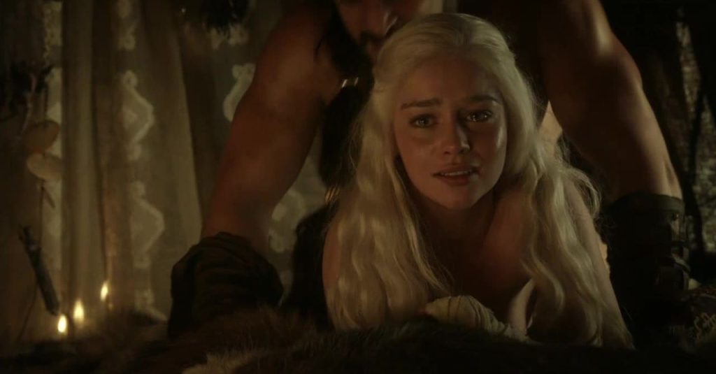 Эмилия Кларк фото и видео