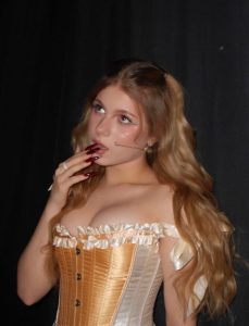 Лера Симка голая