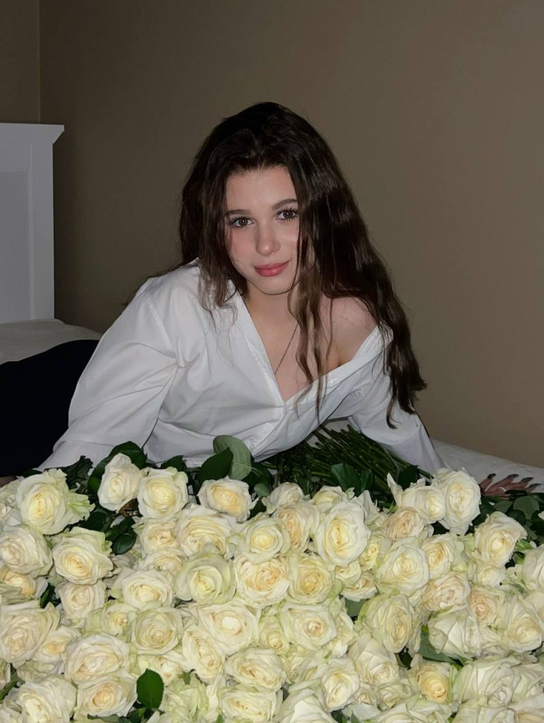 Валерия Симонова голая