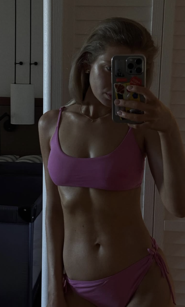 анастасия уколова 18 