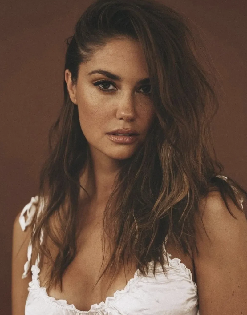 agata mutsenietse голая